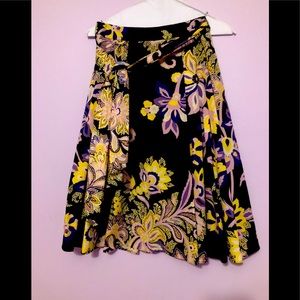 Size 4 midi skirt by tahari